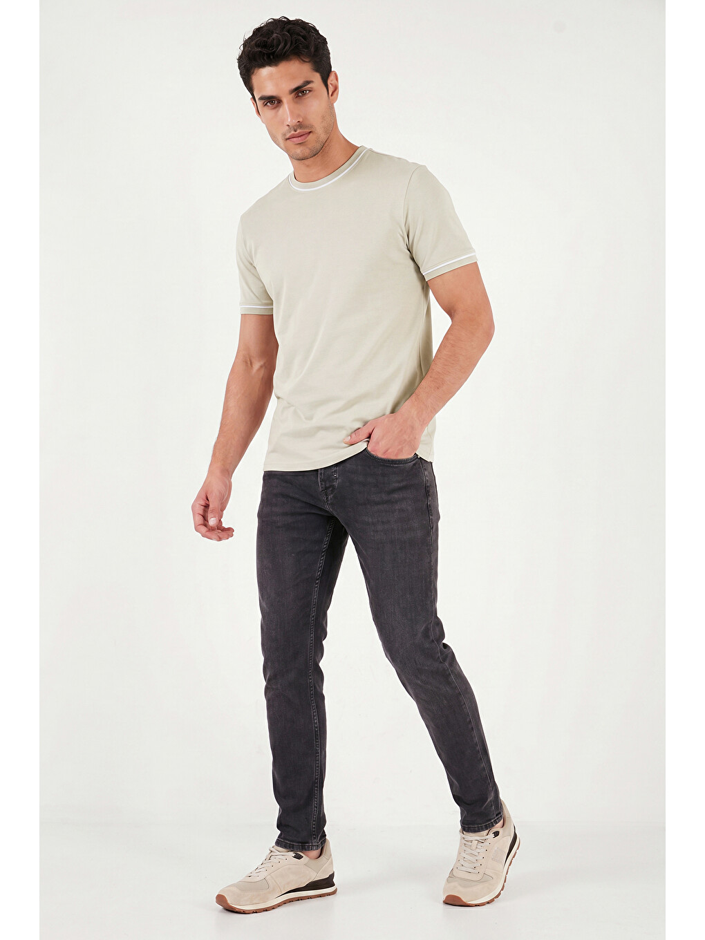 Bej Pamuklu Bisiklet Yaka Kontrast Şeritli T Shirt 5904034-1