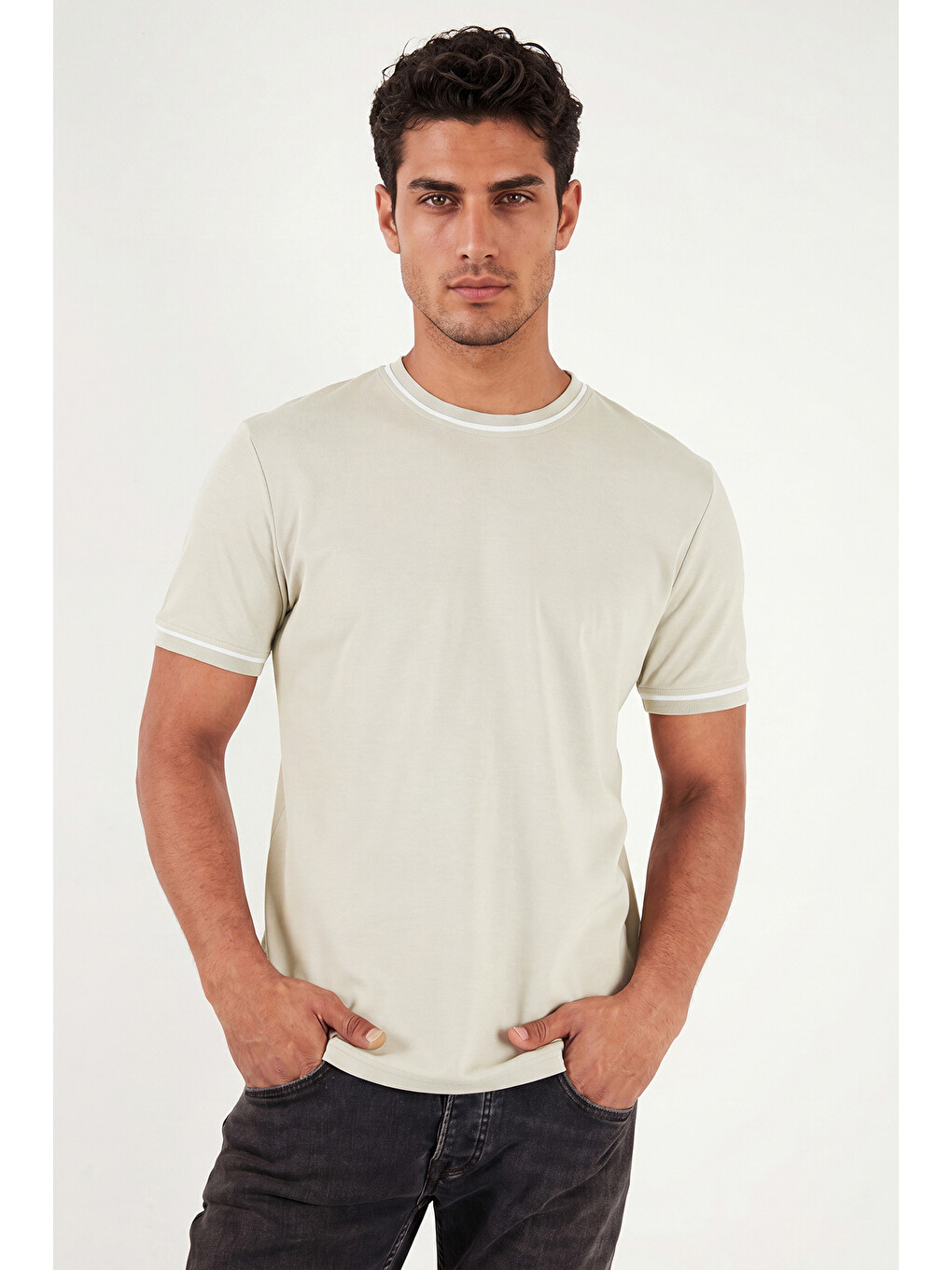Bej Pamuklu Bisiklet Yaka Kontrast Şeritli T Shirt 5904034-4