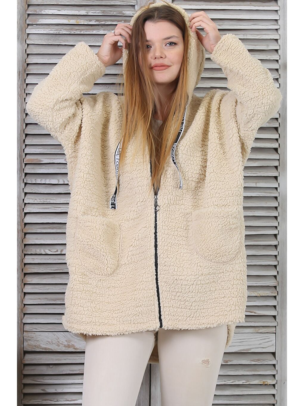 Bej Uzun Kol Fermuarlı Cepli Kapüşonlu Casual Pelüş Uzun Dokuma Ceket-1