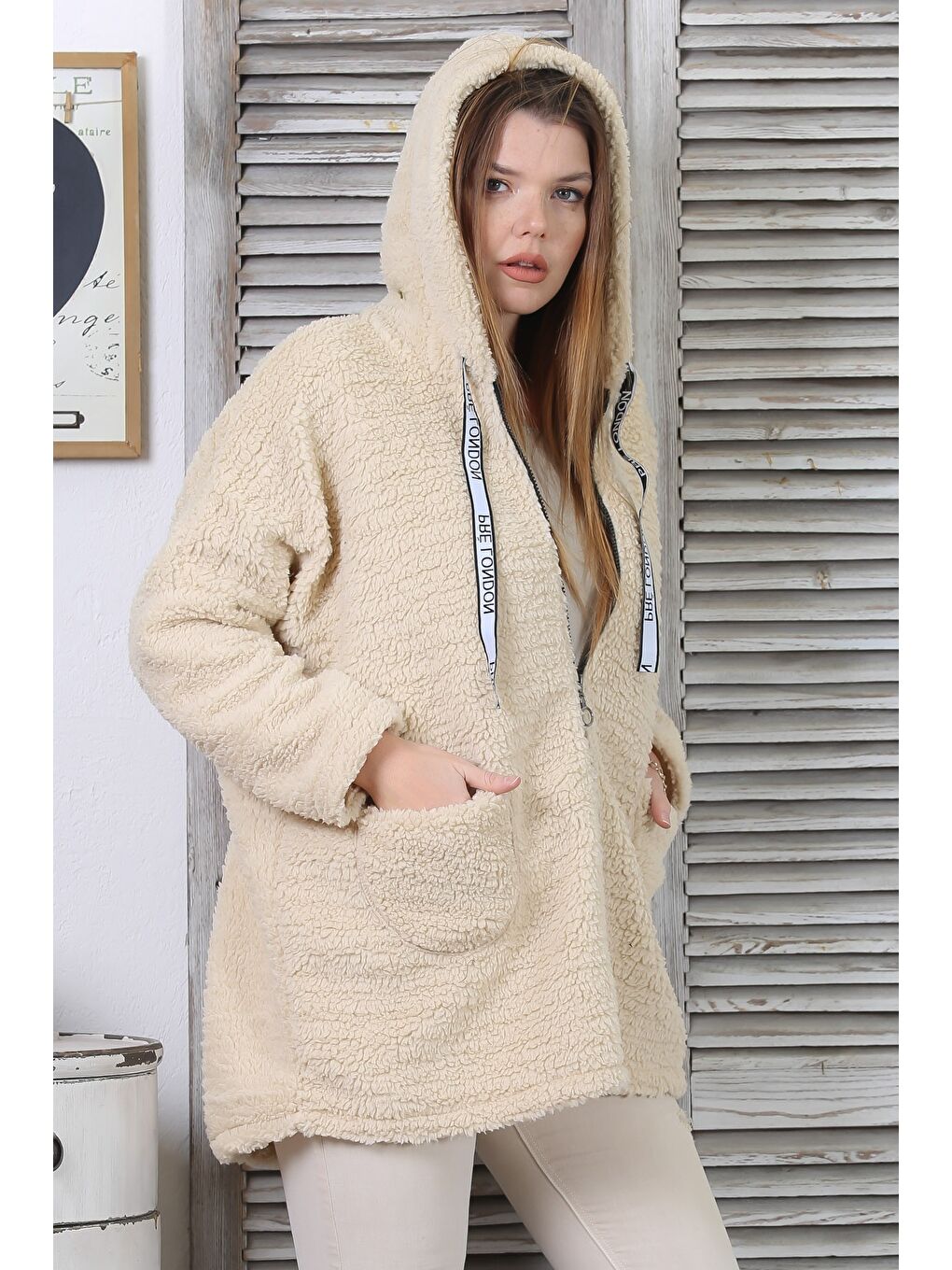 Bej Uzun Kol Fermuarlı Cepli Kapüşonlu Casual Pelüş Uzun Dokuma Ceket-2