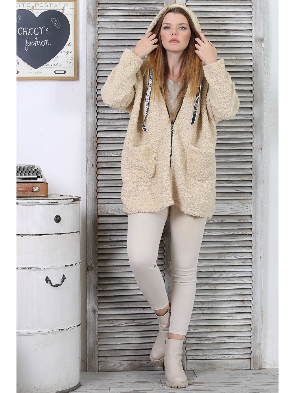Bej Uzun Kol Fermuarlı Cepli Kapüşonlu Casual Pelüş Uzun Dokuma Ceket-5