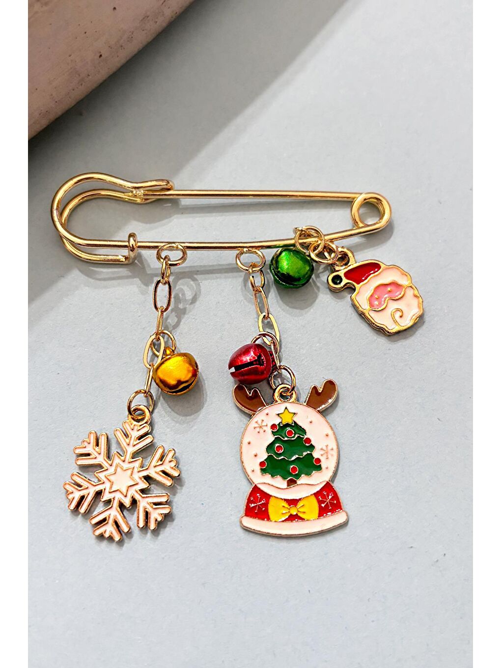 Sarı Yılbaşı Kar Küresi İskoç Yaka İğnesi Broş-3