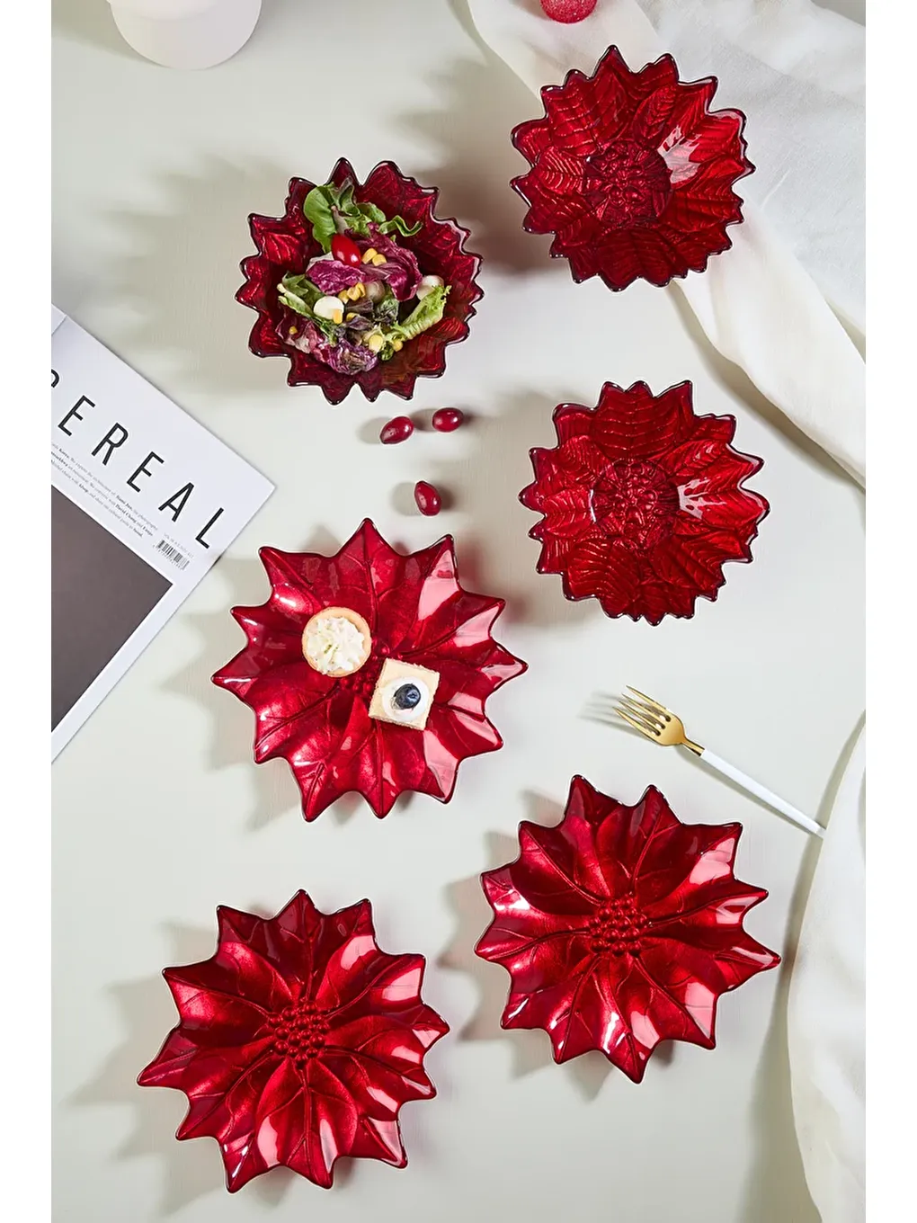 Kırmızı Poinsettia Cam Tabak & Kase Seti - 3 Adet Tabak - 3 Adet Kase-1