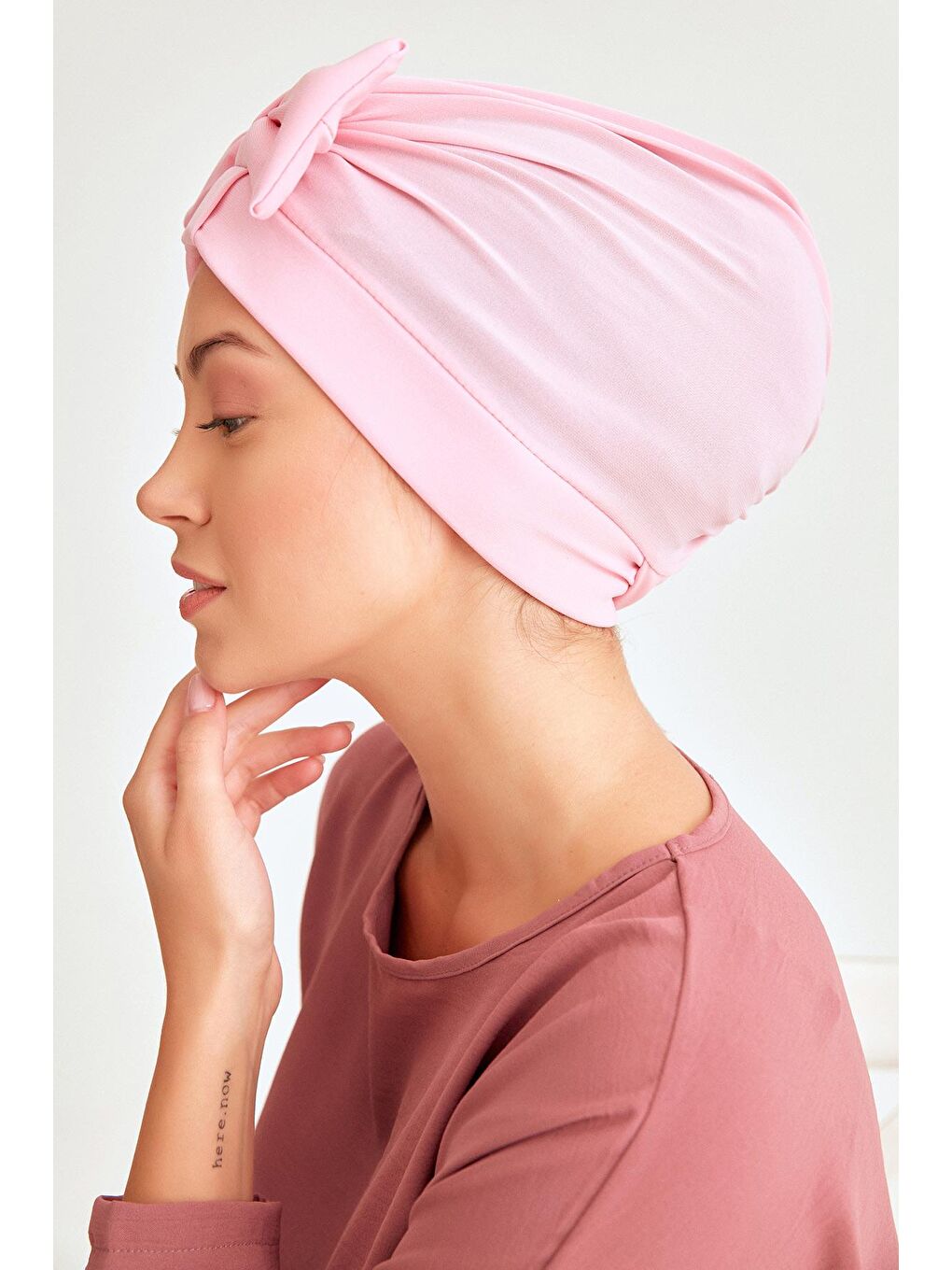 Pembe Fiyonklu Bone-2