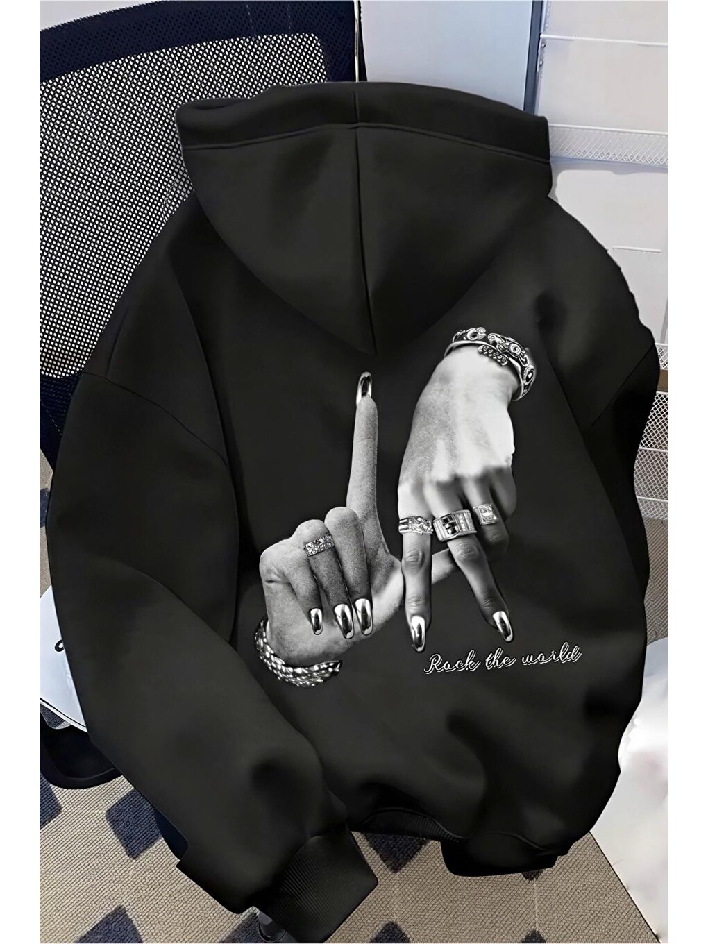 Siyah Unisex Oversize La Sırt Baskılı "rock The World" Kapüşonlu Sweatshirt Hoodie