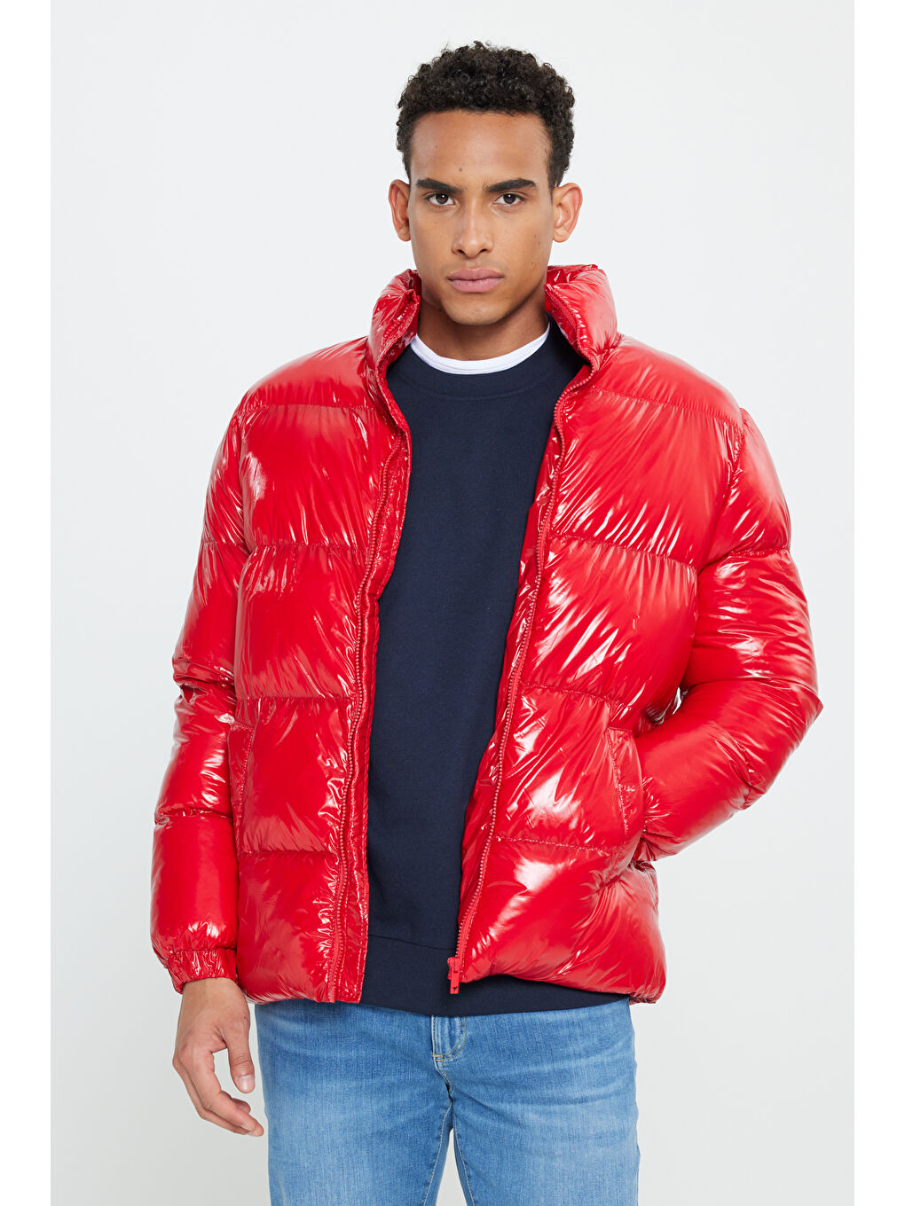 Erkek Kırmızı Standart Fit Normal Kesim Dik Yaka Rüzgar Geçirmez Elyaf Dolgulu Mont