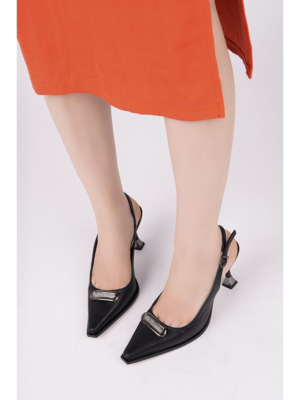 Siyah HEELS Arkası Açık Toka Detaylı Günlük Klasik Topuklu Kadın Stiletto Ayakkabı-1
