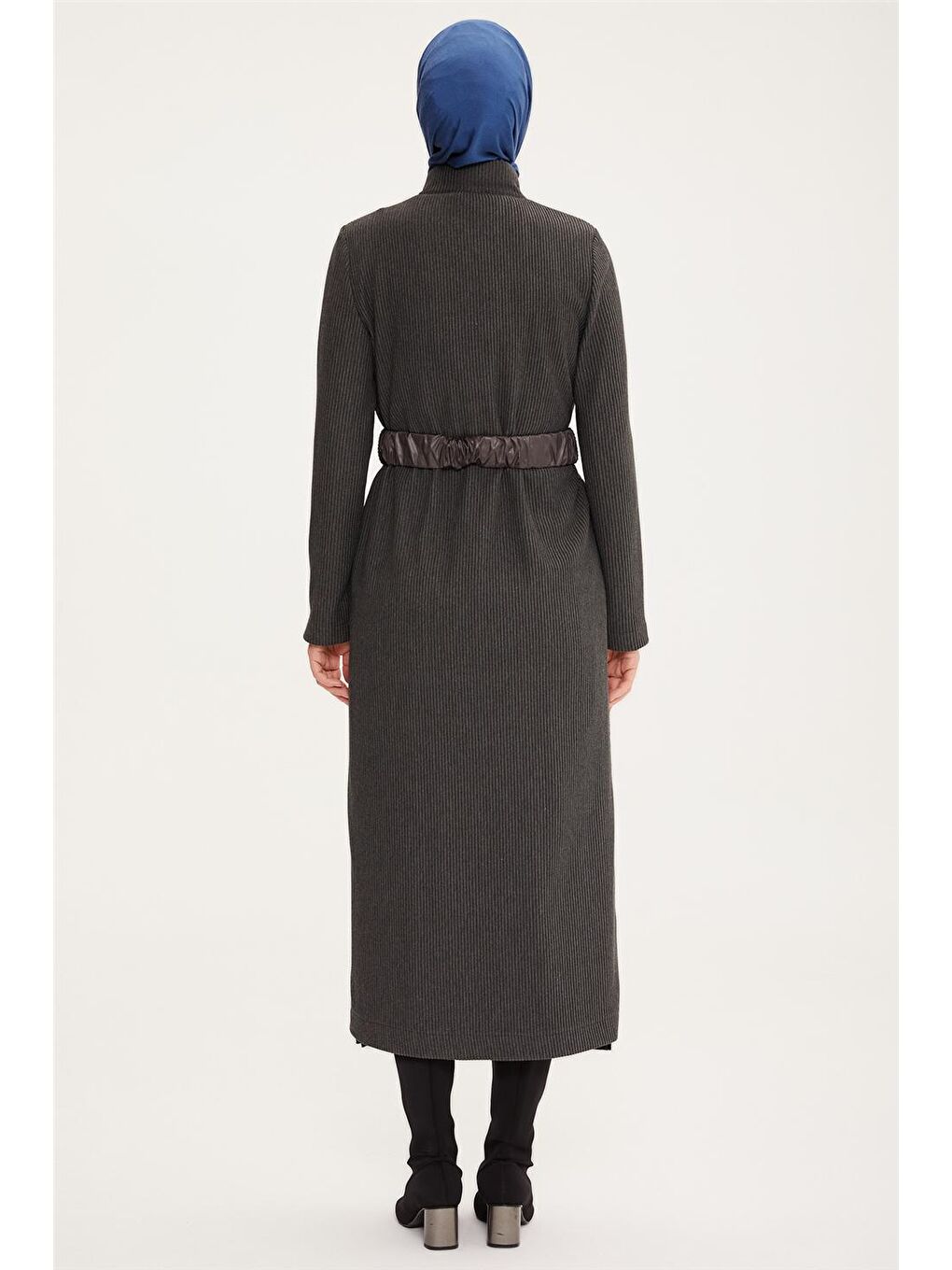 Antrasit Arkası Örme Detaylı Kapitone Manto 22K8111-4