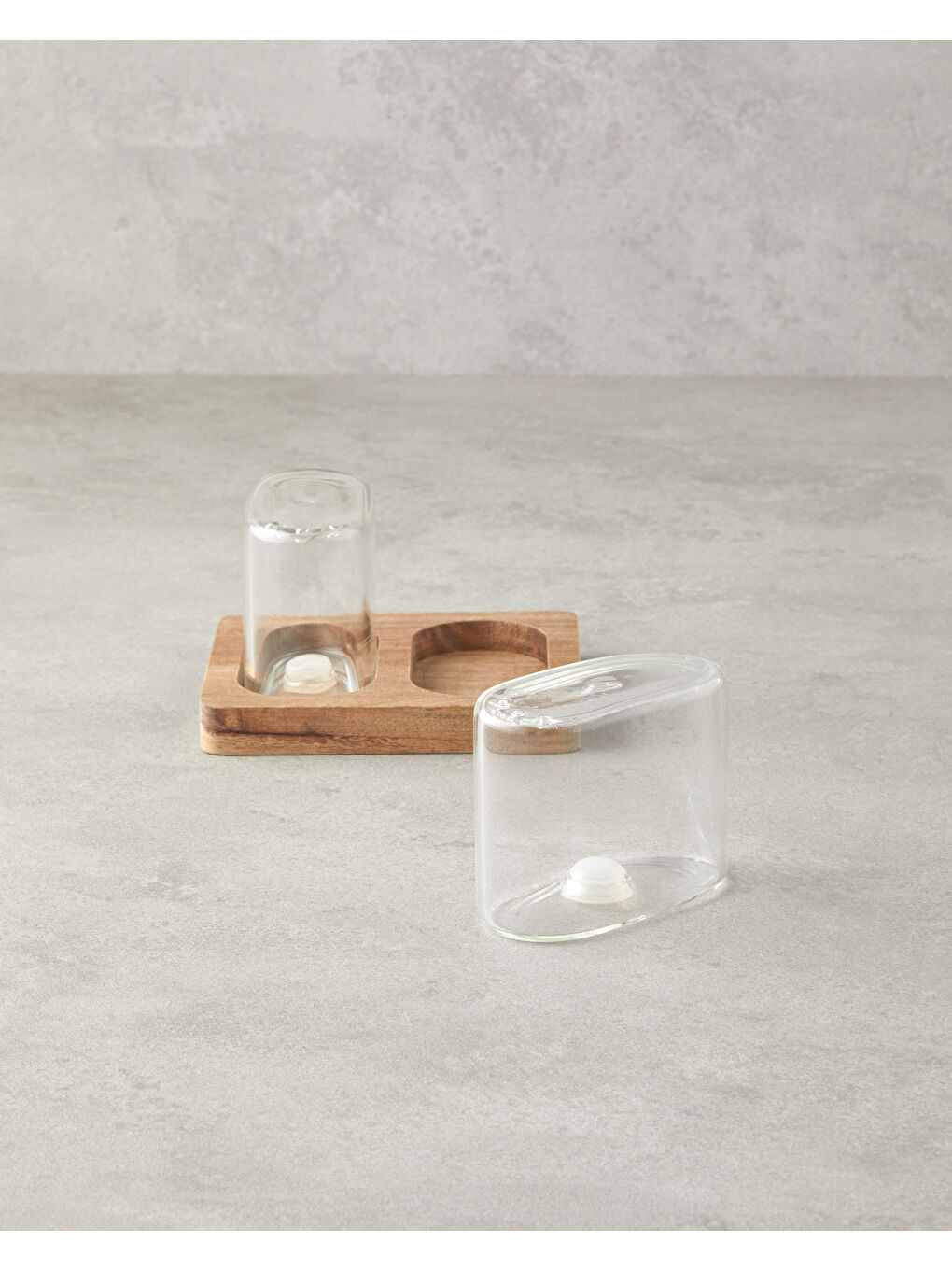 Renksiz Estella Borosilikat-Akasya 2'li Tuzluk - Biberlik 8x4x5,5 Cm Şeffaf-1