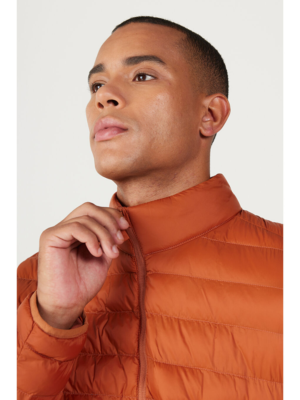 Kahverengi Erkek Kiremit Standart Fit Normal Kesim Dik Yaka Mont-3