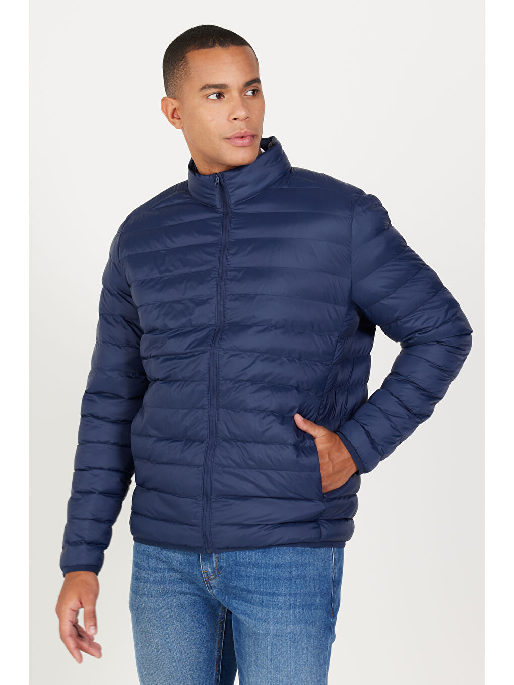 Erkek Lacivert Standart Fit Normal Kesim Dik Yaka Mont-1