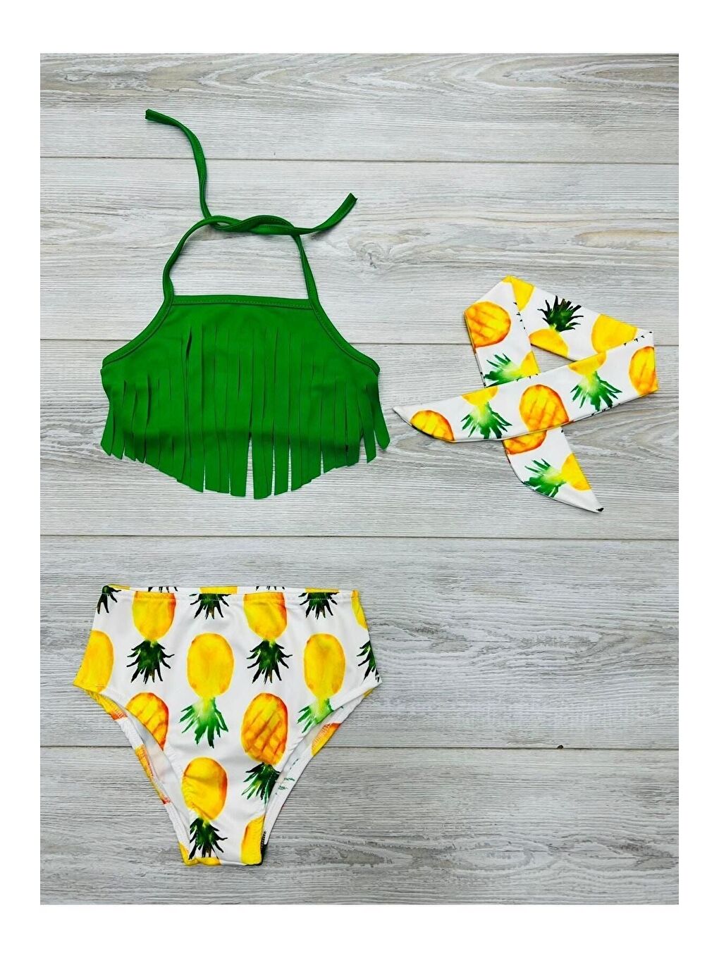 Yeşil Bandanalı Fırfır Detaylı Yüksek Bel Kız Çocuk Mayo Takımı