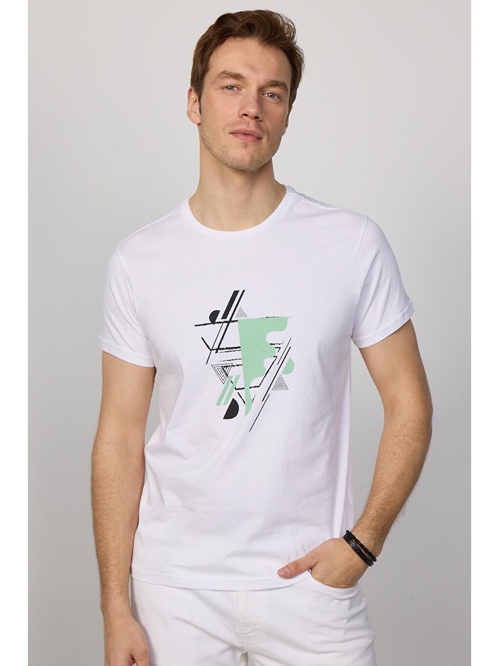 Erkek Slim Fit Dar Kesim %100 Pamuk Yumuşak Dokulu Baskılı Beyaz Bisiklet Yaka Tişört