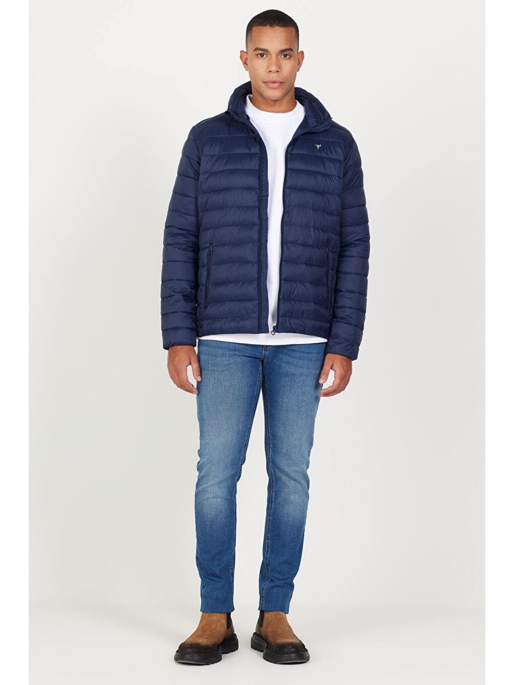 Erkek Lacivert Standart Fit Normal Kesim Kapüşonlu Mont-3