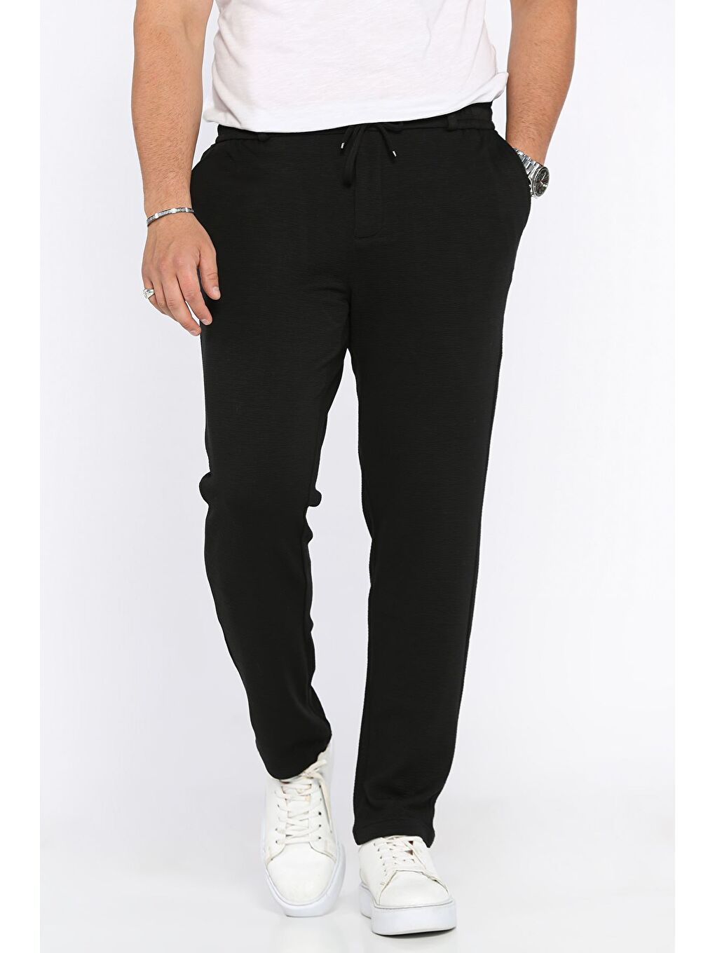 Siyah Bel Lastikli Jogger Pantolon
