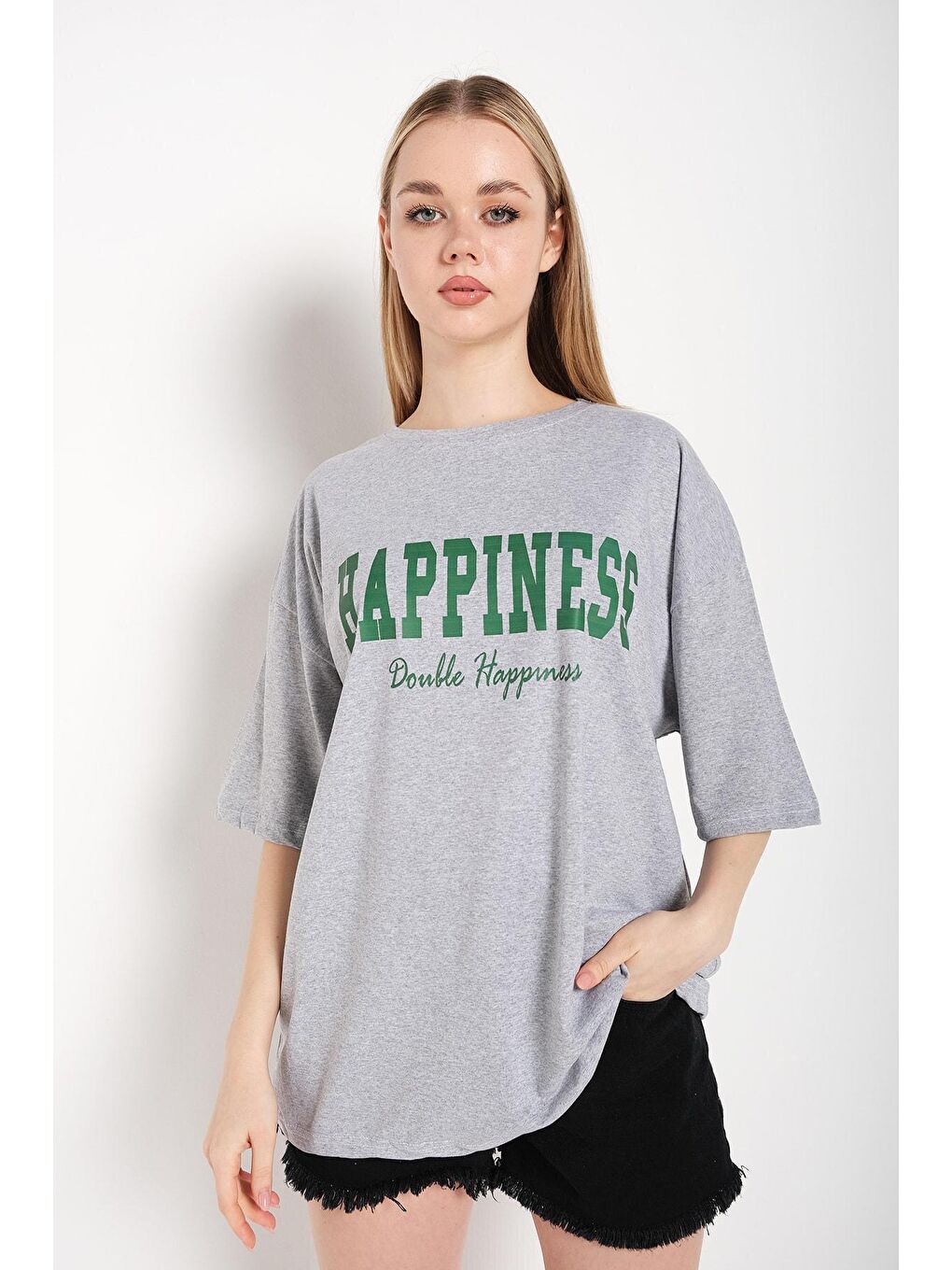 Trendseninle Gri Kadın Gri Happıness Baskılı Oversize Tişört