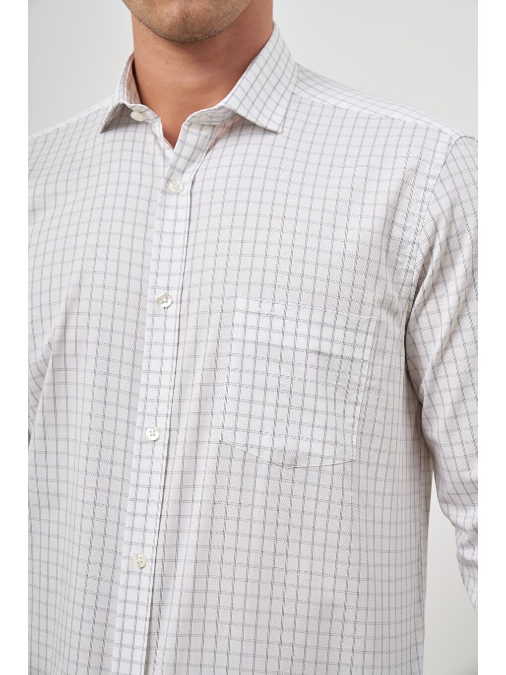 Beyaz Uzun Kol Kareli Desen Gabardin Yarım İtalyan Cepli Classic Comfort Fit Gömlek 1004245193-5