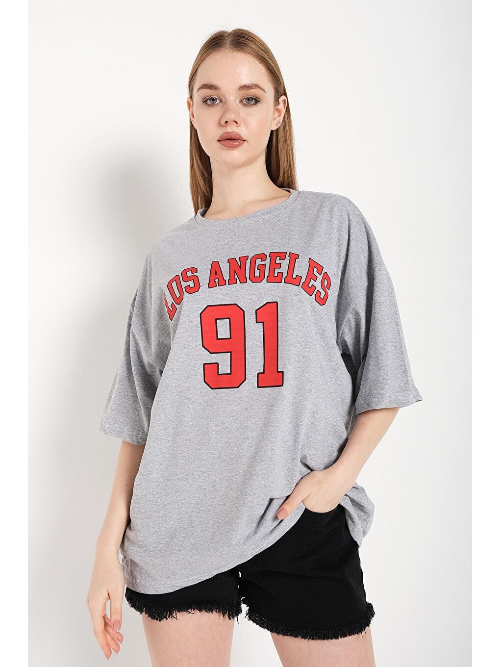 Trendseninle Gri Kadın Gri Los Angeles 91 Baskılı Oversize Tişört 001