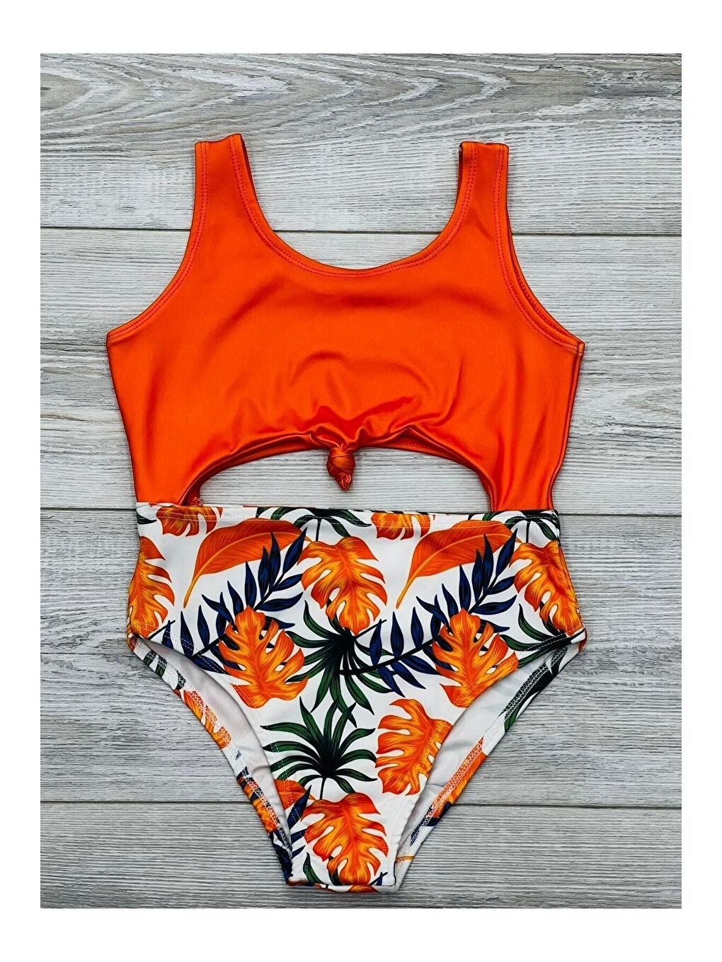 Turuncu Kız Çocuk Sırt Detaylı Önden Bağlamalı Desenli Mayo