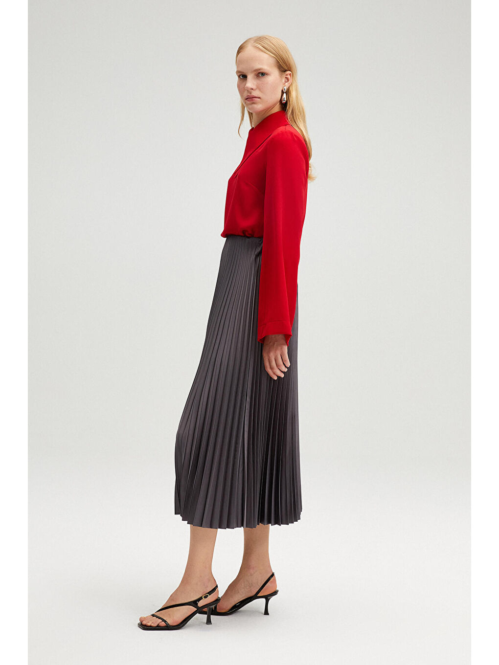 Antrasit Piliseli Etek-5