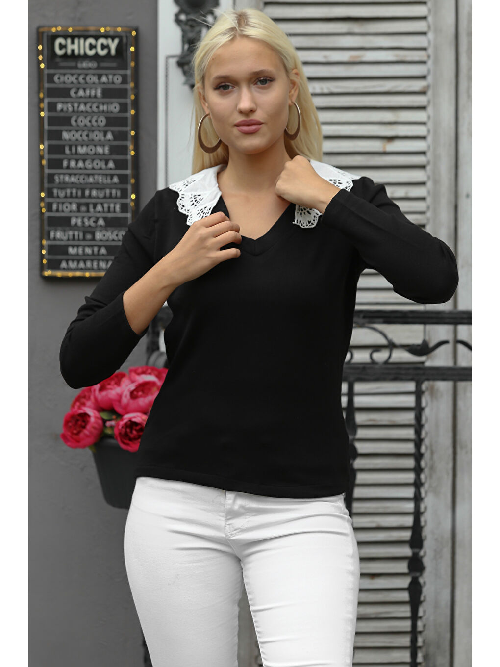 Kadın Siyah Bebe Yaka Uzun Kol Brodeli Regular Standart Viskoz Örme Bluz-2