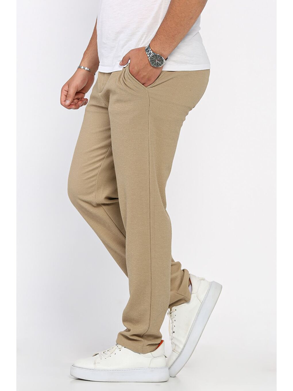 Bej Bel Lastikli Kendinden Desenli Jogger Pantolon-1