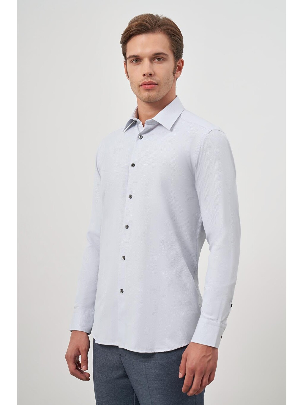 Gri Uzun Kol Kendinden Desenli Armürlü 041 Sert Yaka Classic Comfort Fit Gömlek 1004245154