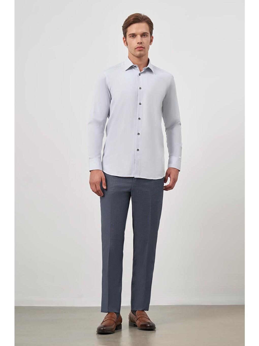 Gri Uzun Kol Kendinden Desenli Armürlü 041 Sert Yaka Classic Comfort Fit Gömlek 1004245154-1