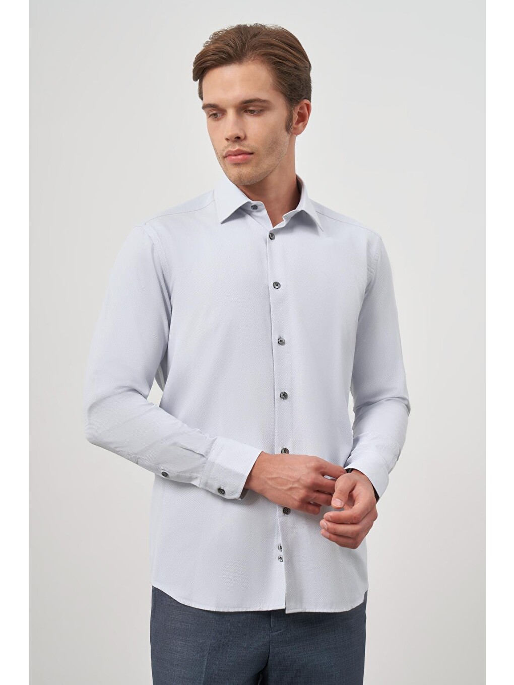Gri Uzun Kol Kendinden Desenli Armürlü 041 Sert Yaka Classic Comfort Fit Gömlek 1004245154-2