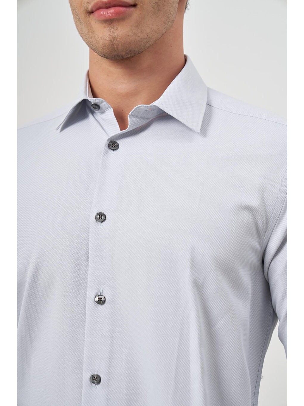Gri Uzun Kol Kendinden Desenli Armürlü 041 Sert Yaka Classic Comfort Fit Gömlek 1004245154-5