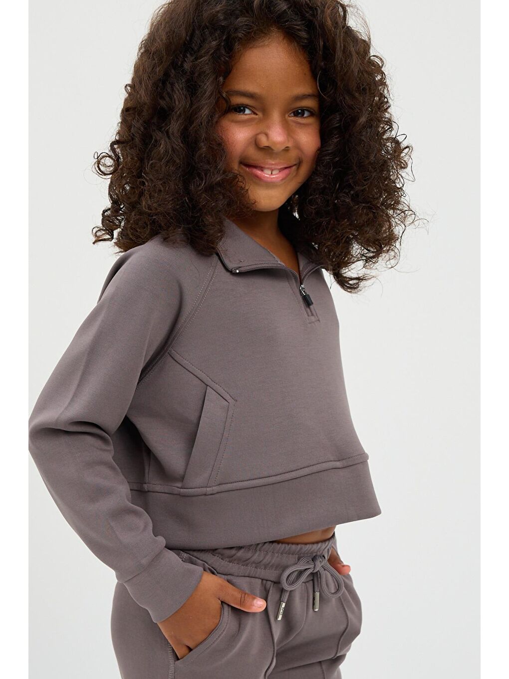 Kız Çocuk Basic Fluffy Crop Top Koyu Gri-1