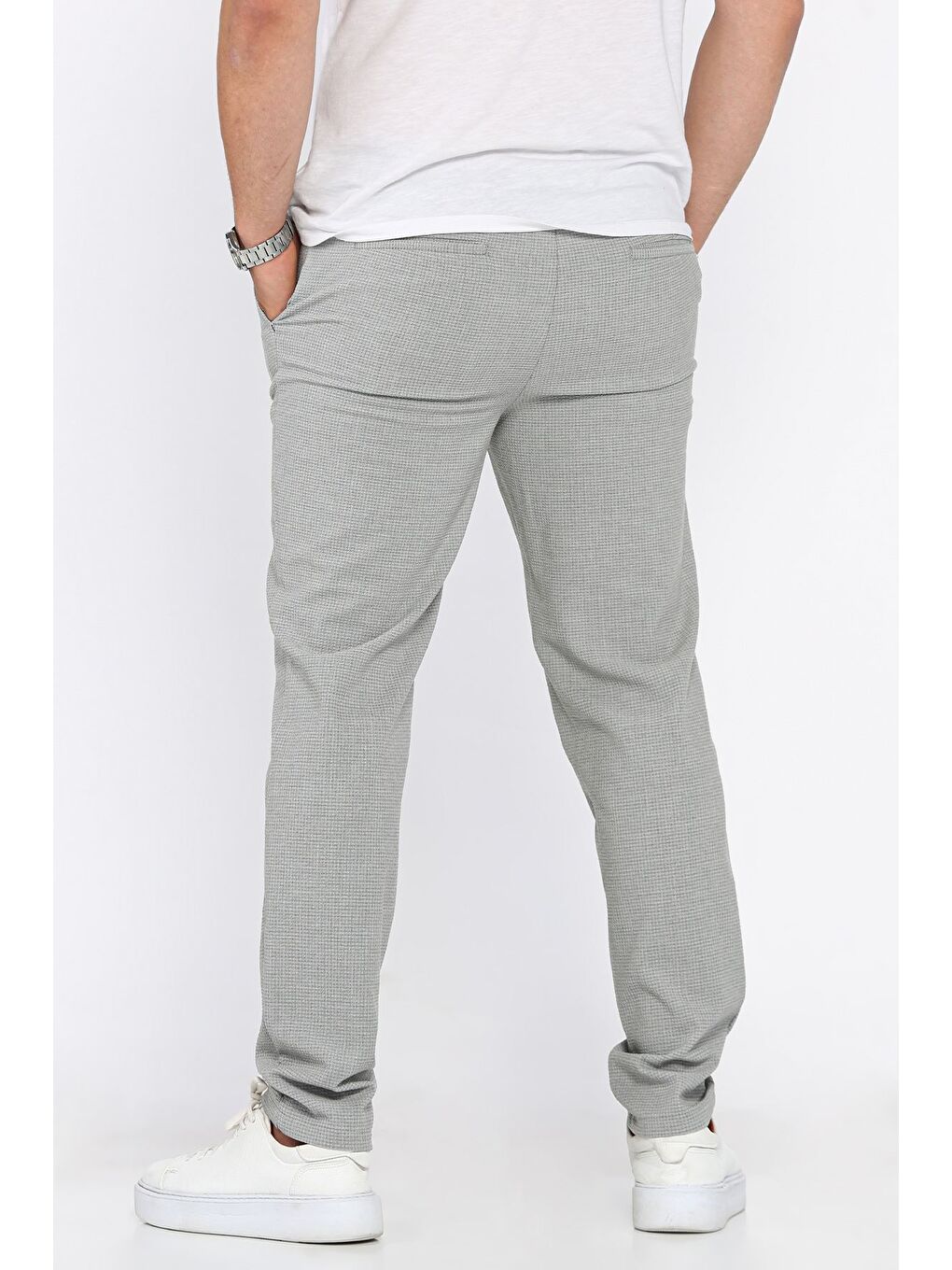 Gri Bel Lastikli Kendinden Desenli Jogger Pantolon-2