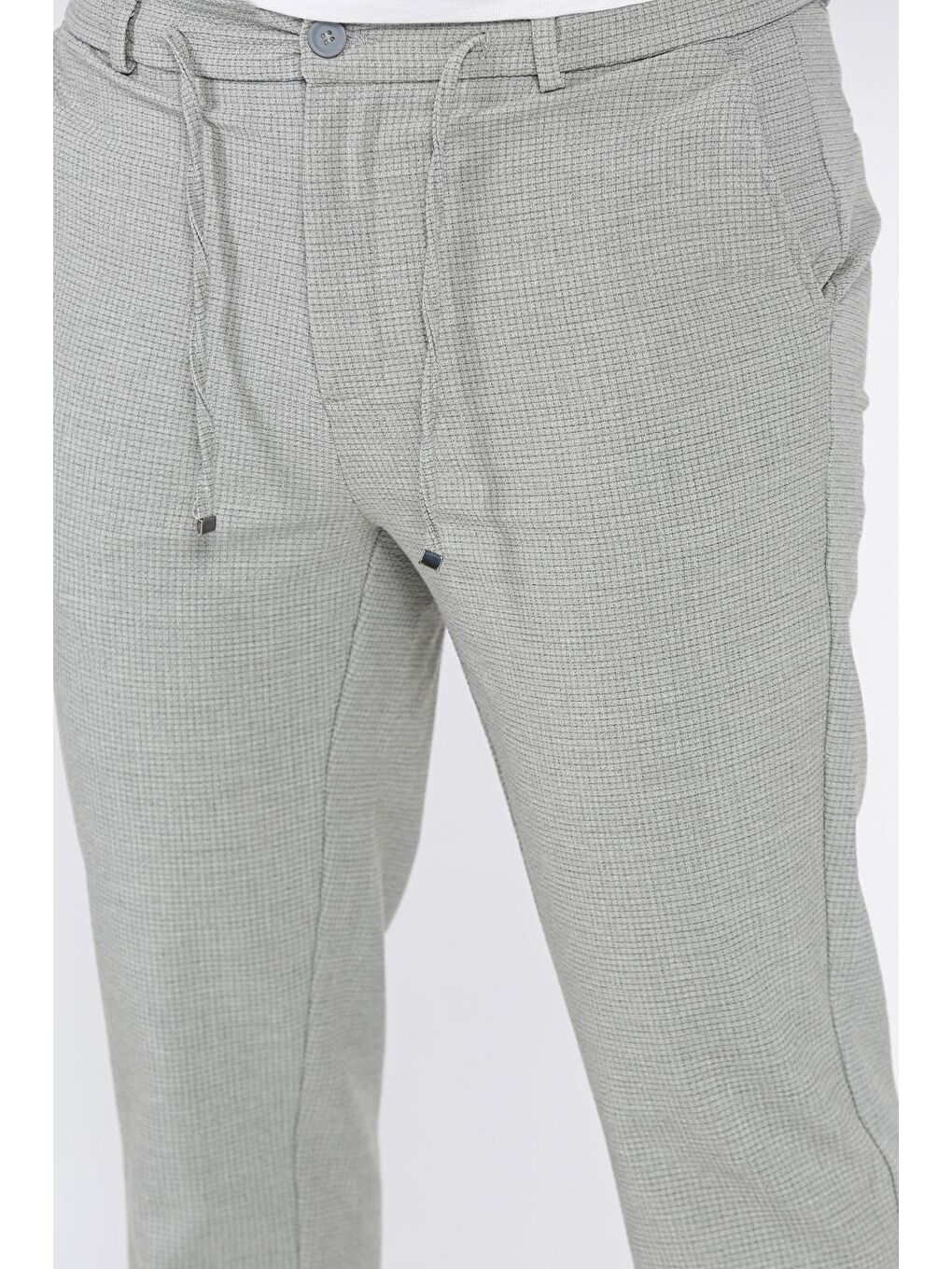Gri Bel Lastikli Kendinden Desenli Jogger Pantolon-3