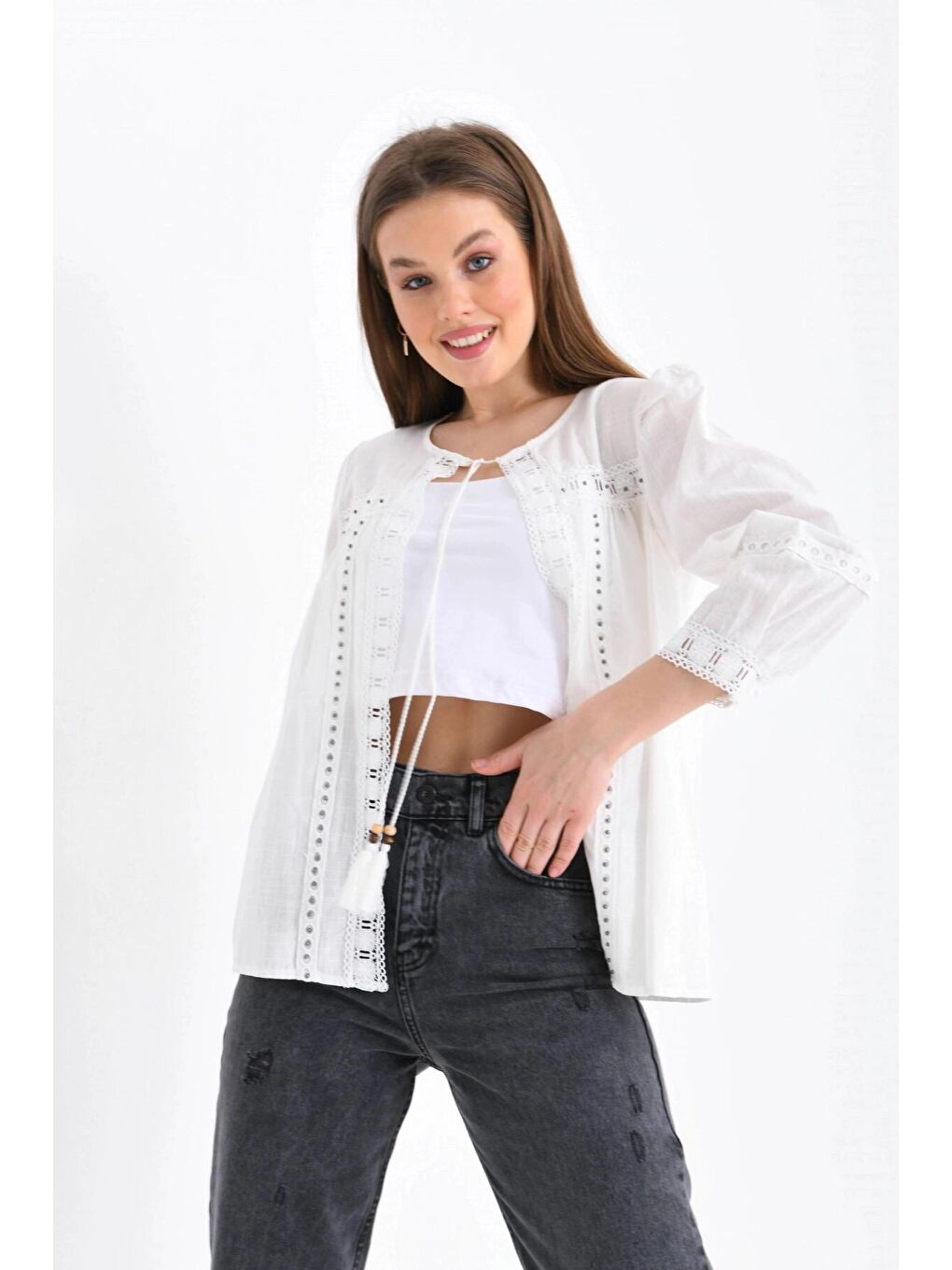 Ekru Kemik Rengi Önden Bağlamalı Bluz-4