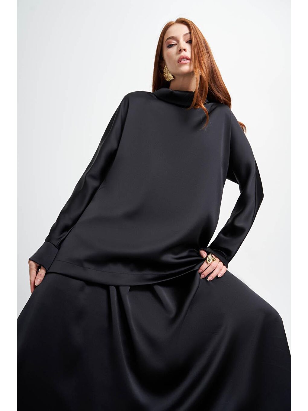 Degaje Yaka Saten Siyah Tunik-2