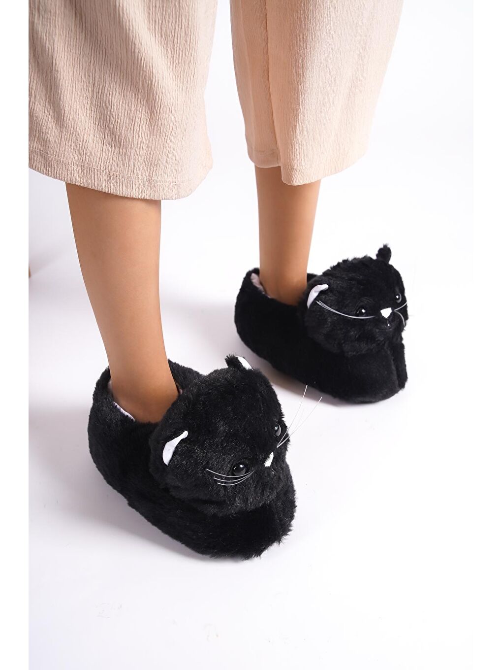 Siyah Panduf Peluş Kadın Patik-4