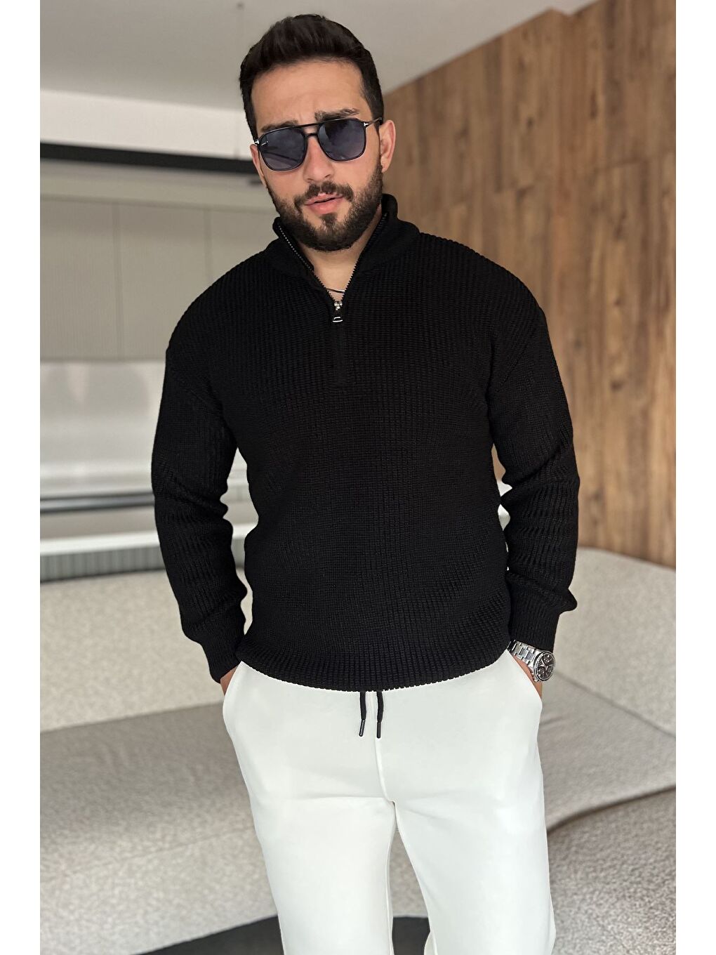 Siyah Erkek Yarım Fermuarlı Triko Kazak-1