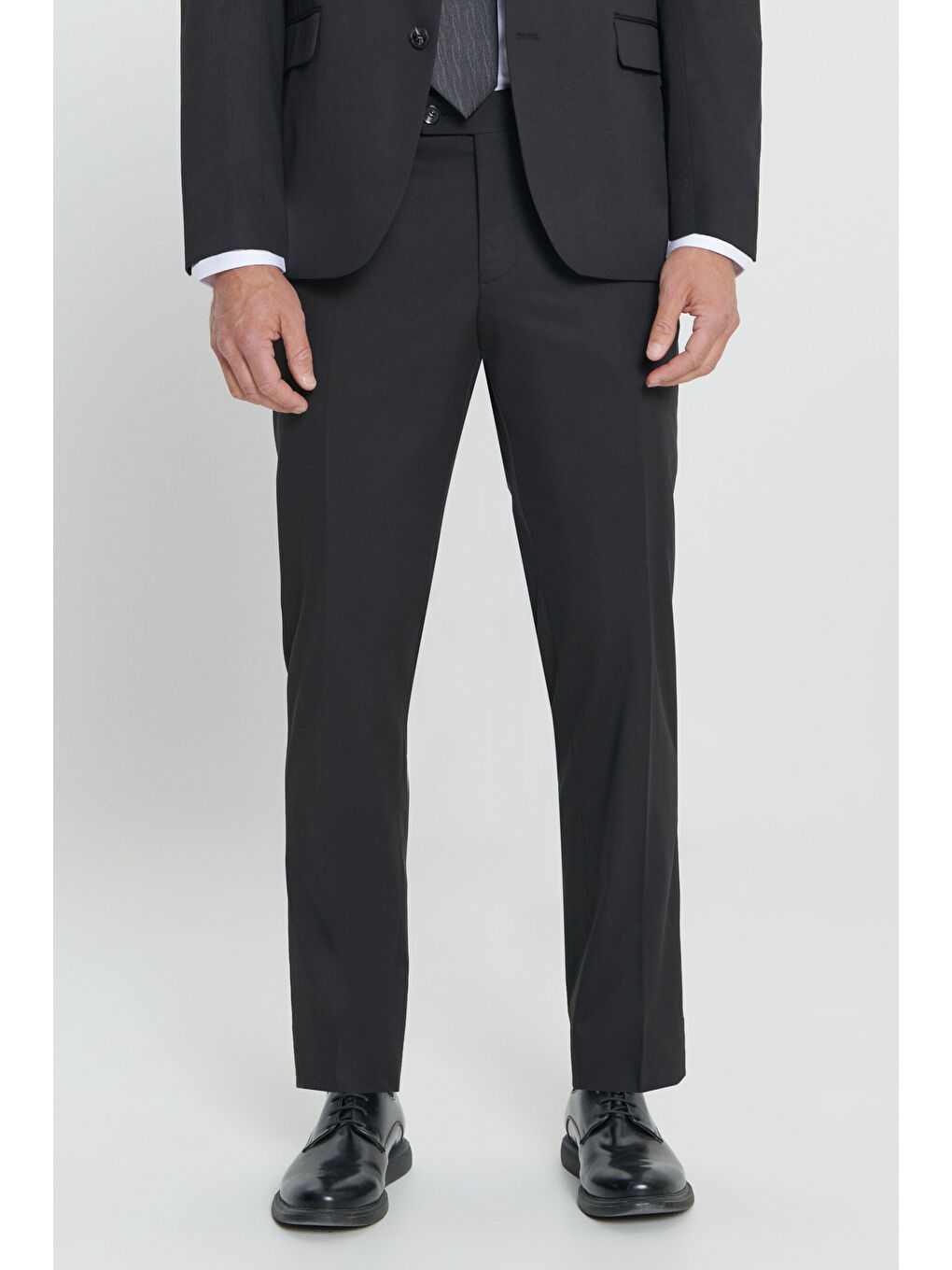 Erkek Siyah Regular Fit Geniş Kesim Mono Yaka Takım Elbise-4