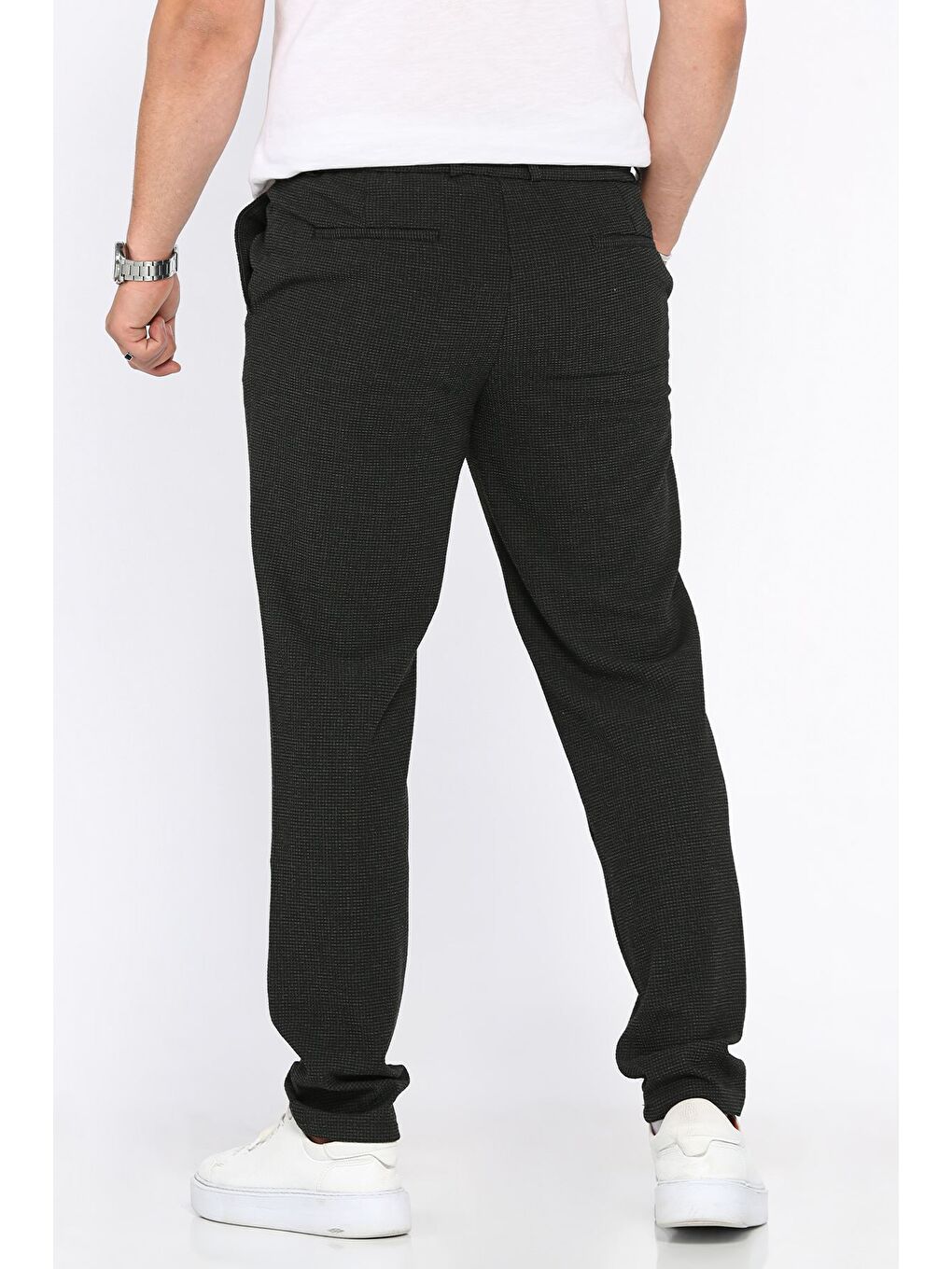 Siyah Bel Lastikli Kendinden Desenli Jogger Pantolon-2