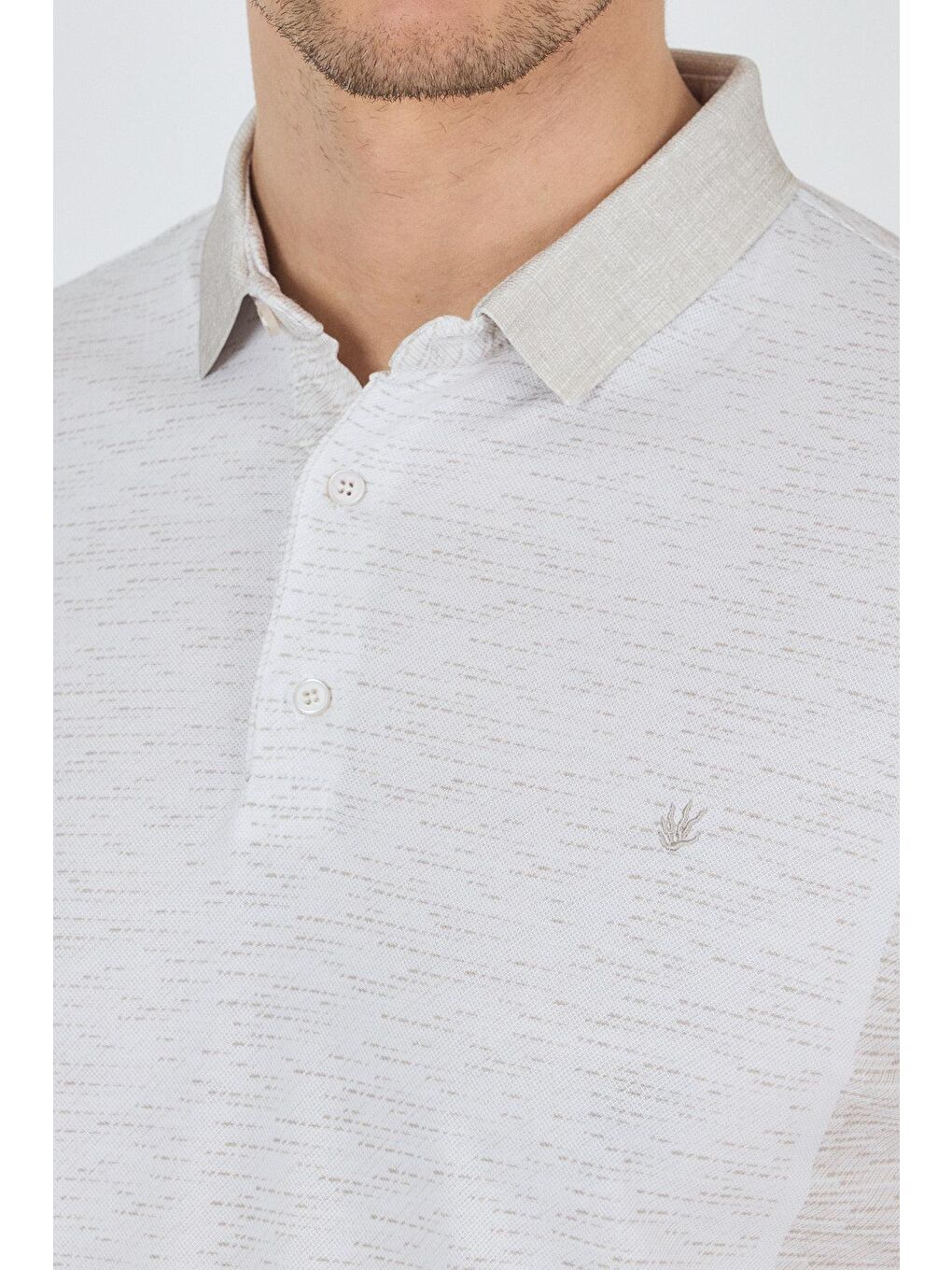 Bej Kısa Kol Baskılı Pike Polo Yaka Cepsiz Slim Fit Tişört 1011250167-3