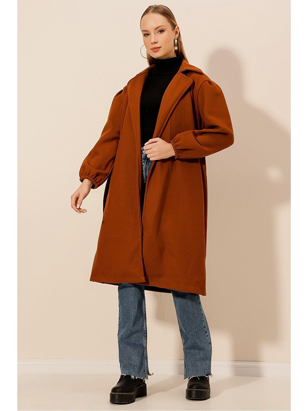 Kahverengi Kaşe Kuşaklı Oversize KABAN-3