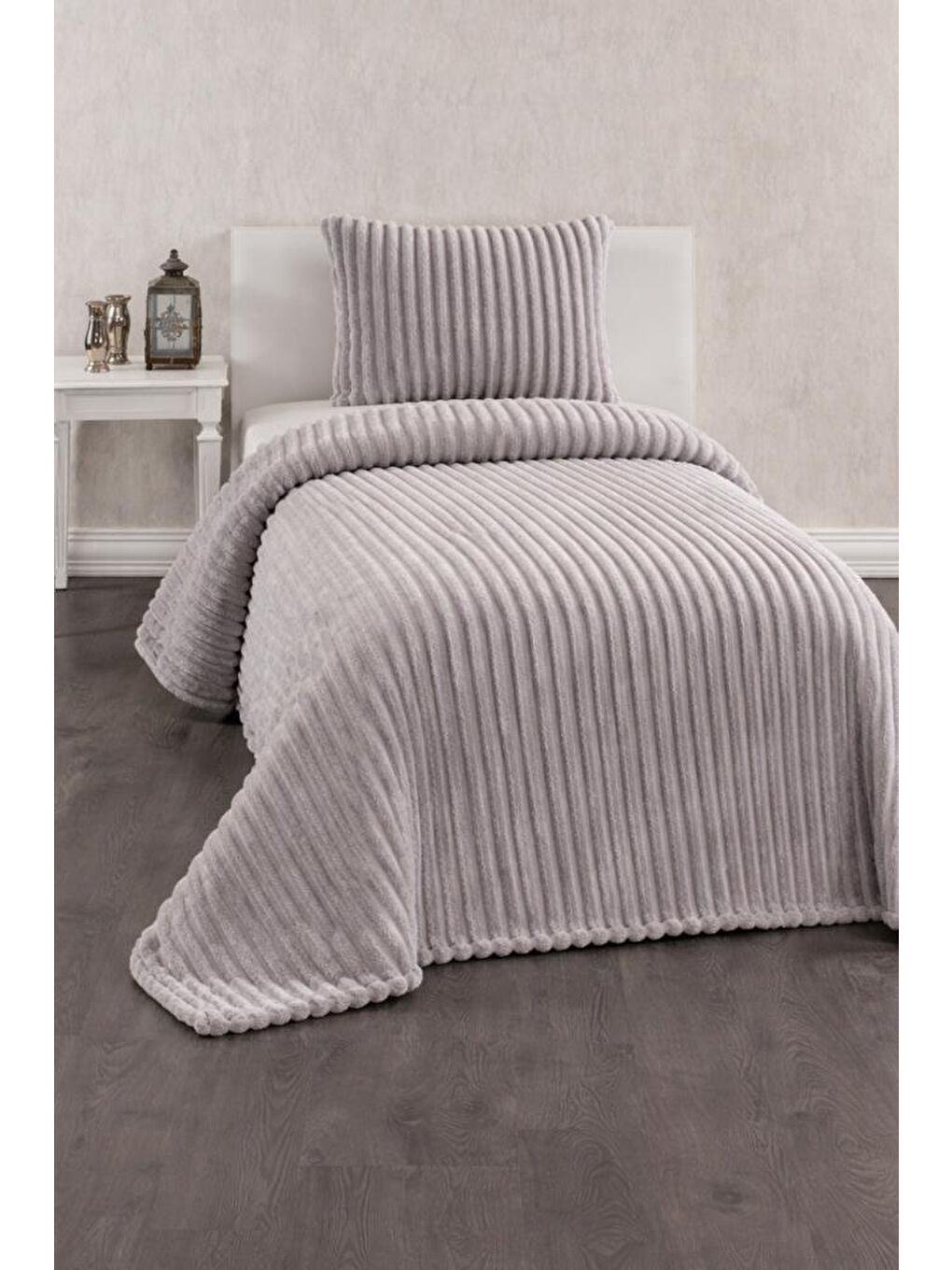 Granada Pelüş Tek Kişilik Yatak Örtüsü Gri