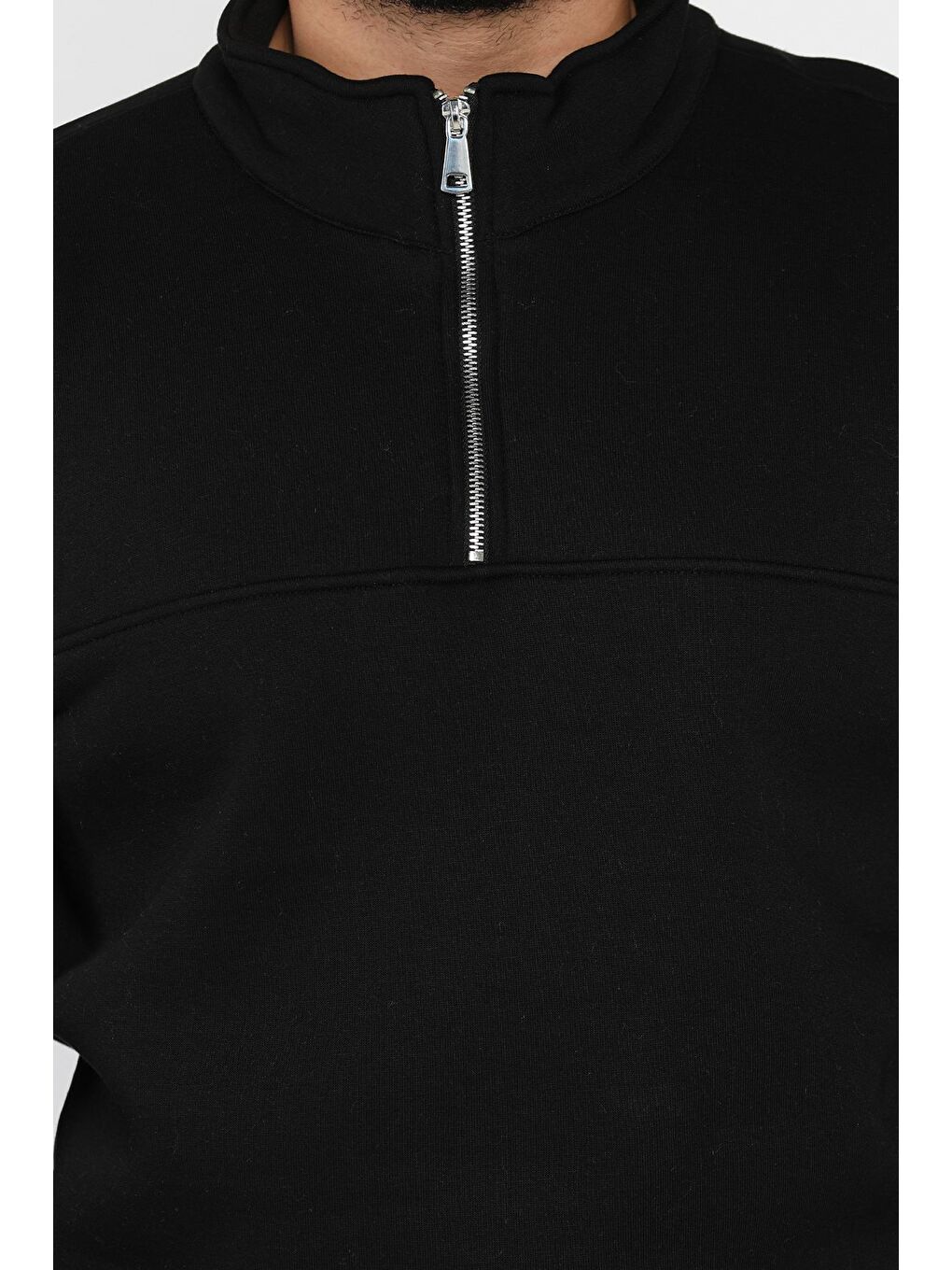 Siyah Erkek Dik Yaka Yarım Fermuarlı Üç İplik Şardonlu Sweatshirt-3