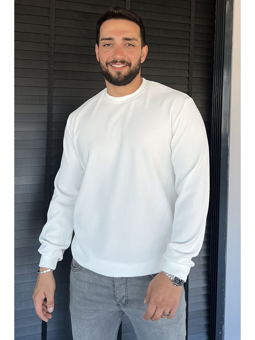 Ekru Bisiklet Yaka Jakarlı Erkek Sweatshirt