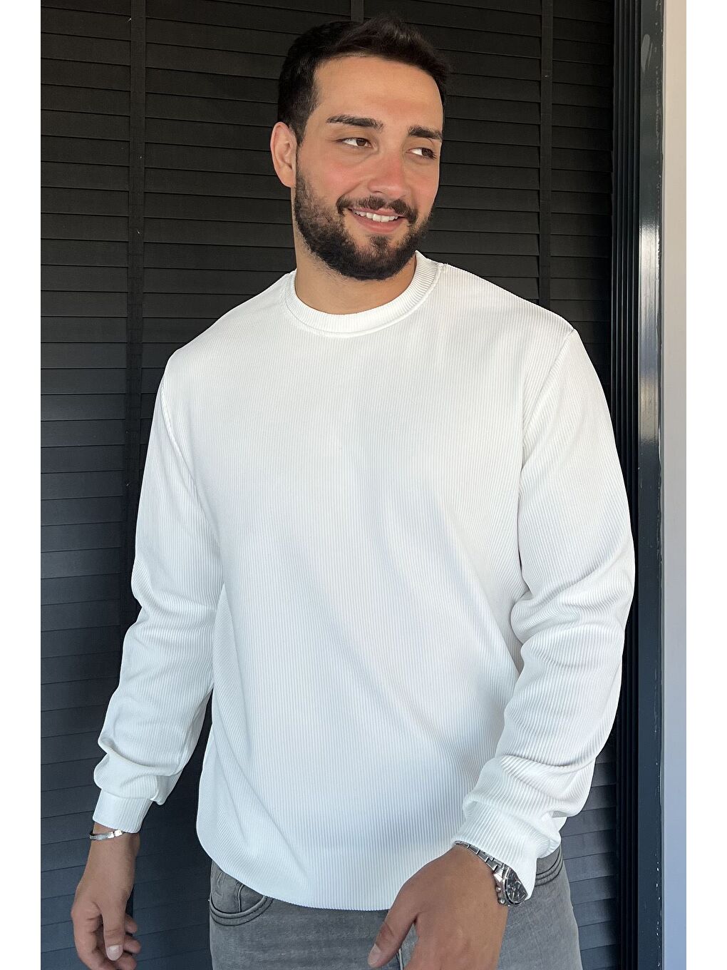 Ekru Bisiklet Yaka Jakarlı Erkek Sweatshirt-1