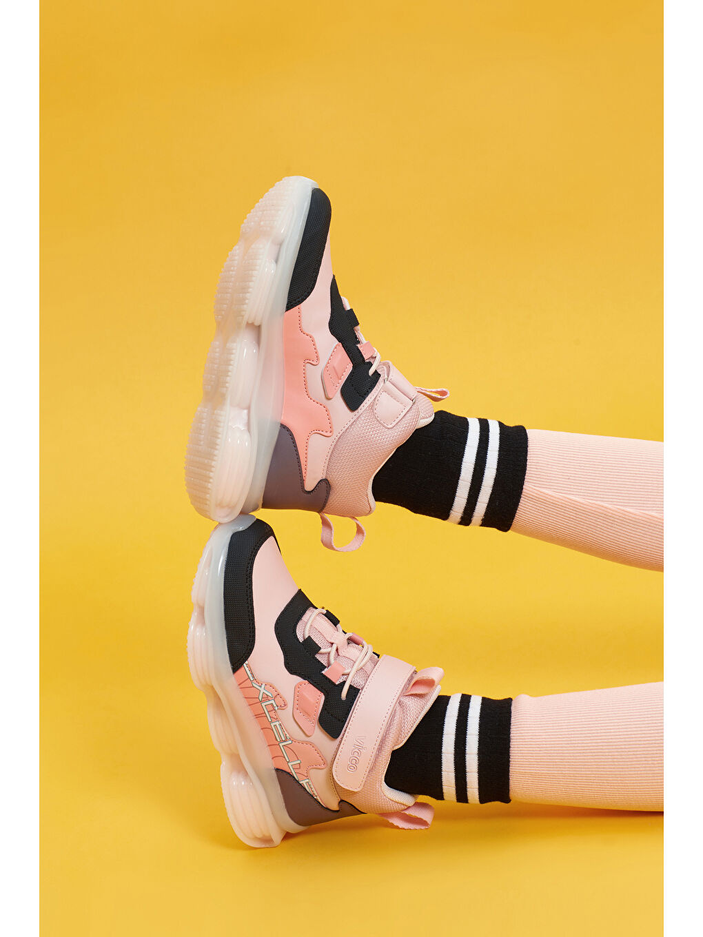 Pembe Heel Havalı Taban Kız Çocuk Pudra Bot-1