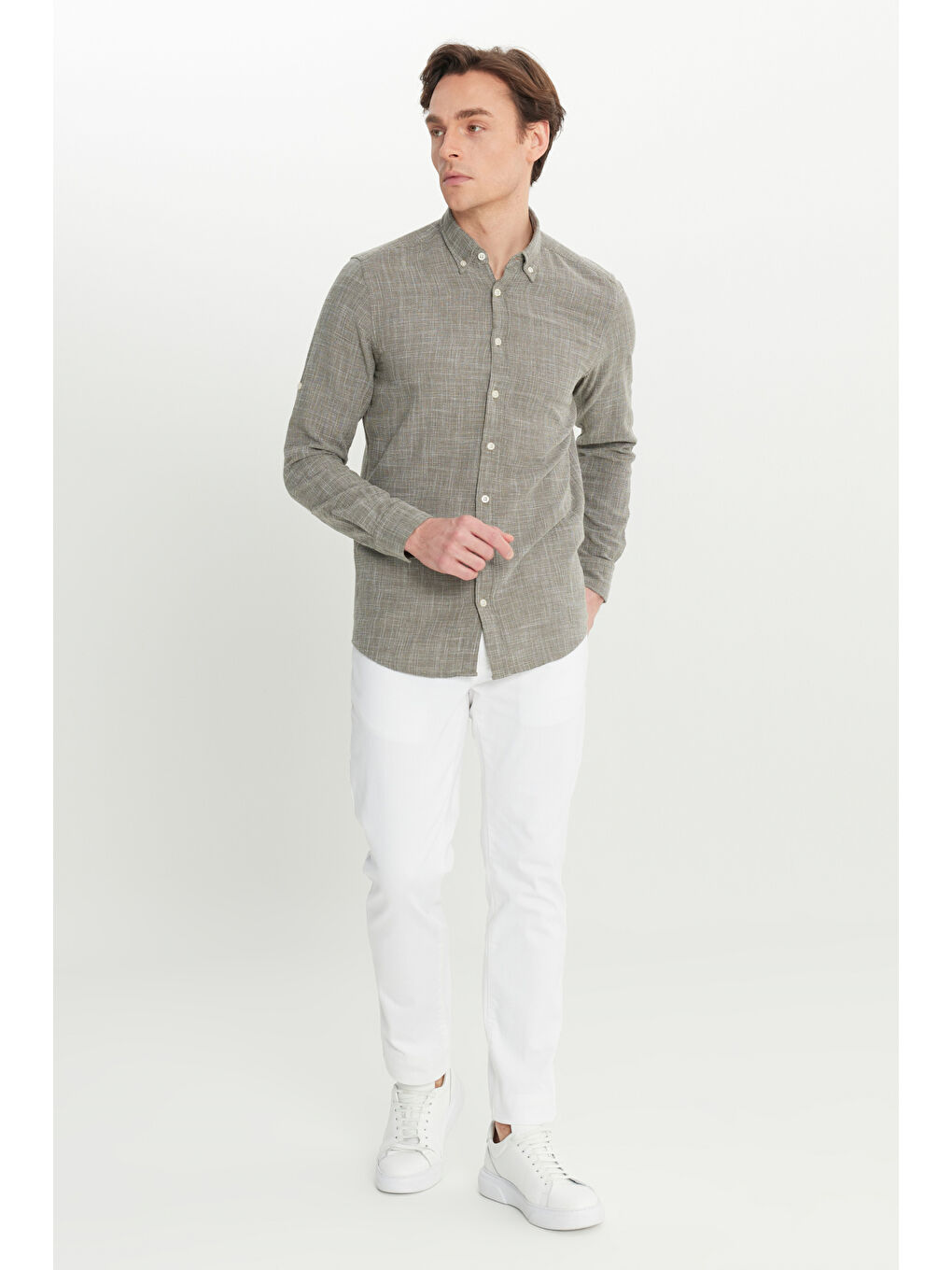 Erkek Haki %100 Pamuk Flamlı Slim Fit Dar Kesim Düğmeli Yaka Armürlü Gömlek-1