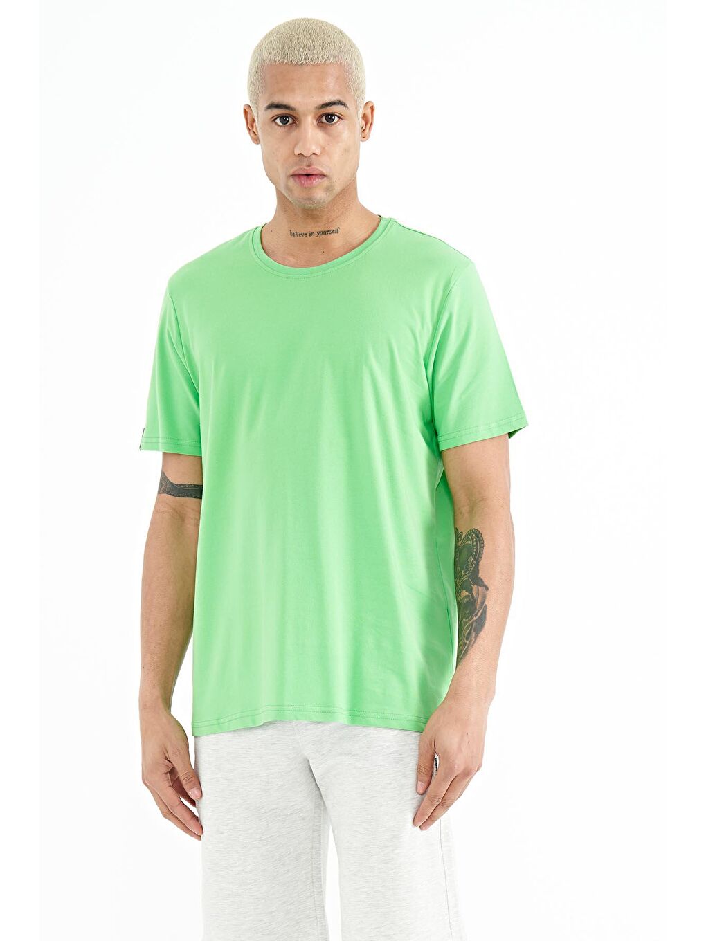 Neon Yeşil Erkek Basic Kısa Kol Standart Kalıp O Yaka Tişört - 87911
