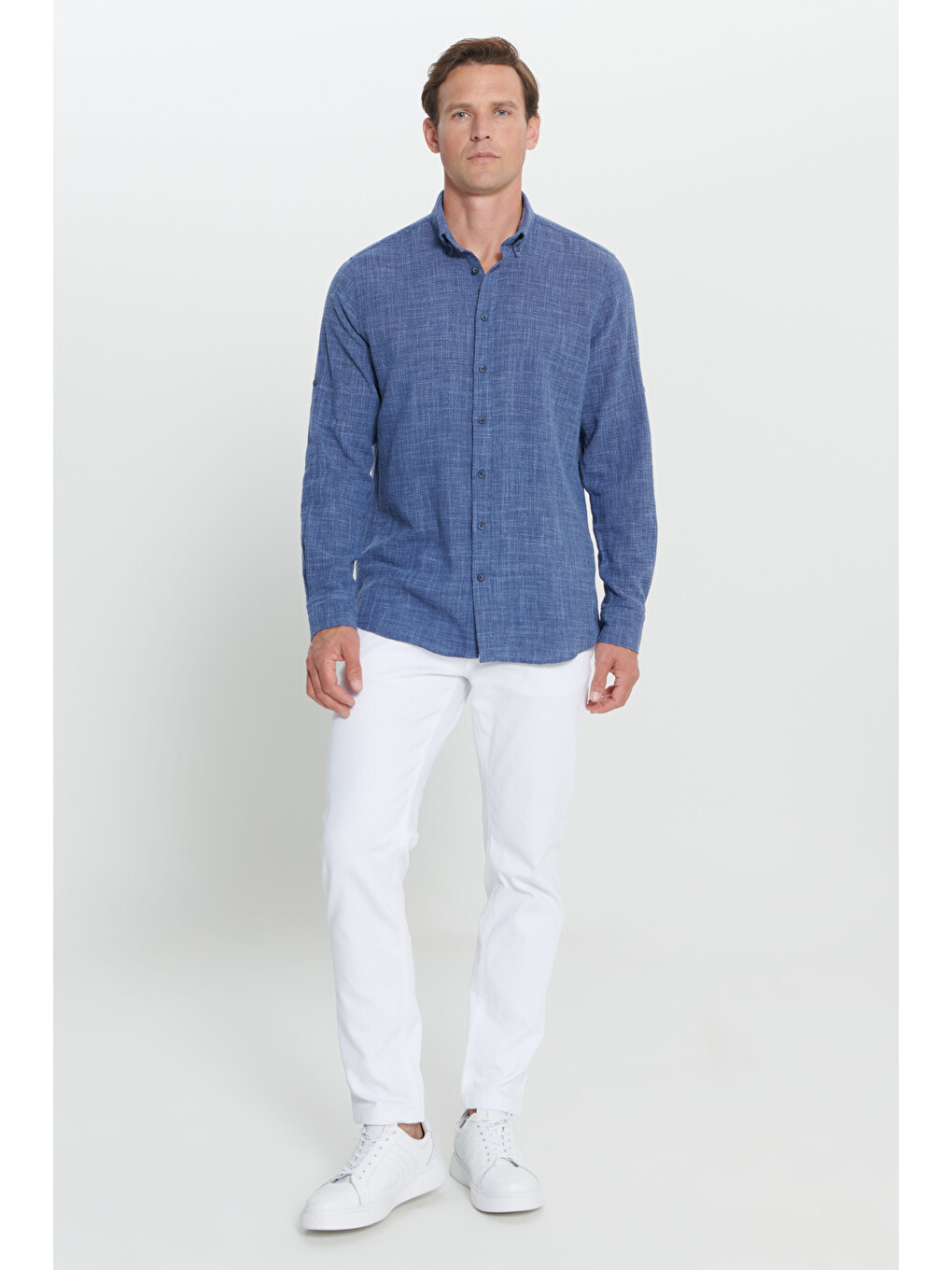 Erkek Lacivert Slim Fit Dar Kesim %100 Pamuk Düğmeli Yaka Gömlek