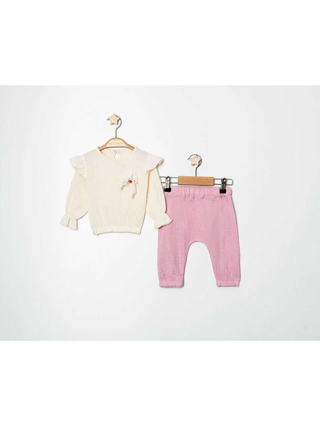 Ekru Dantel Broşlu Müslin Takım 3100